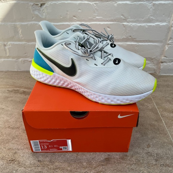 NWT Nike Revolution 5 EXT - Picture 11 of 11